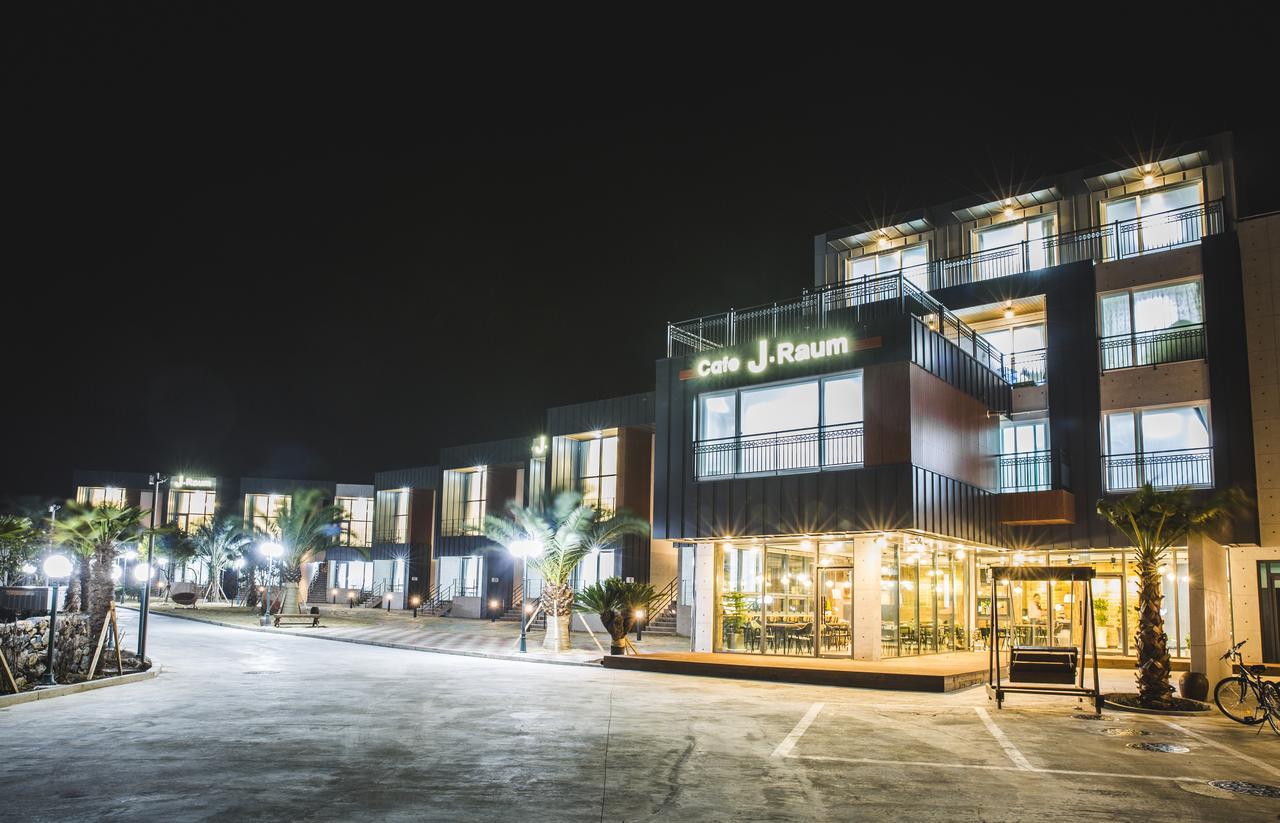 סאוגוויפו J Raum Resort מראה חיצוני תמונה