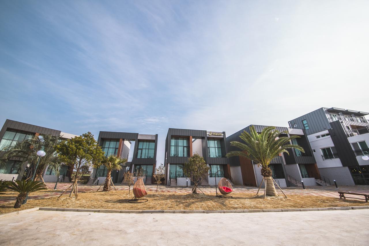 סאוגוויפו J Raum Resort מראה חיצוני תמונה