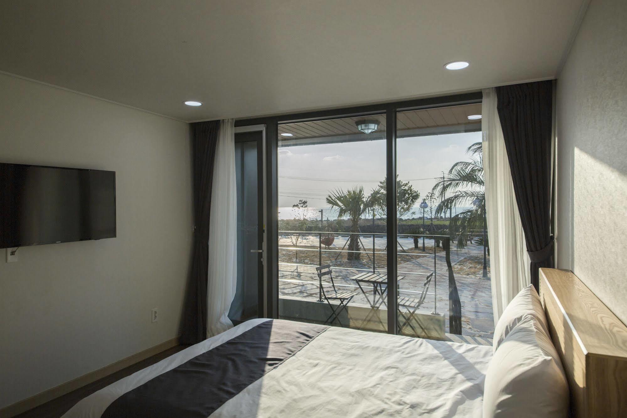 סאוגוויפו J Raum Resort מראה חיצוני תמונה