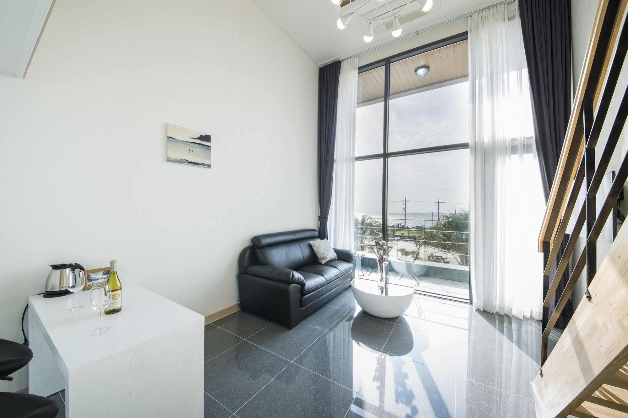 סאוגוויפו J Raum Resort מראה חיצוני תמונה