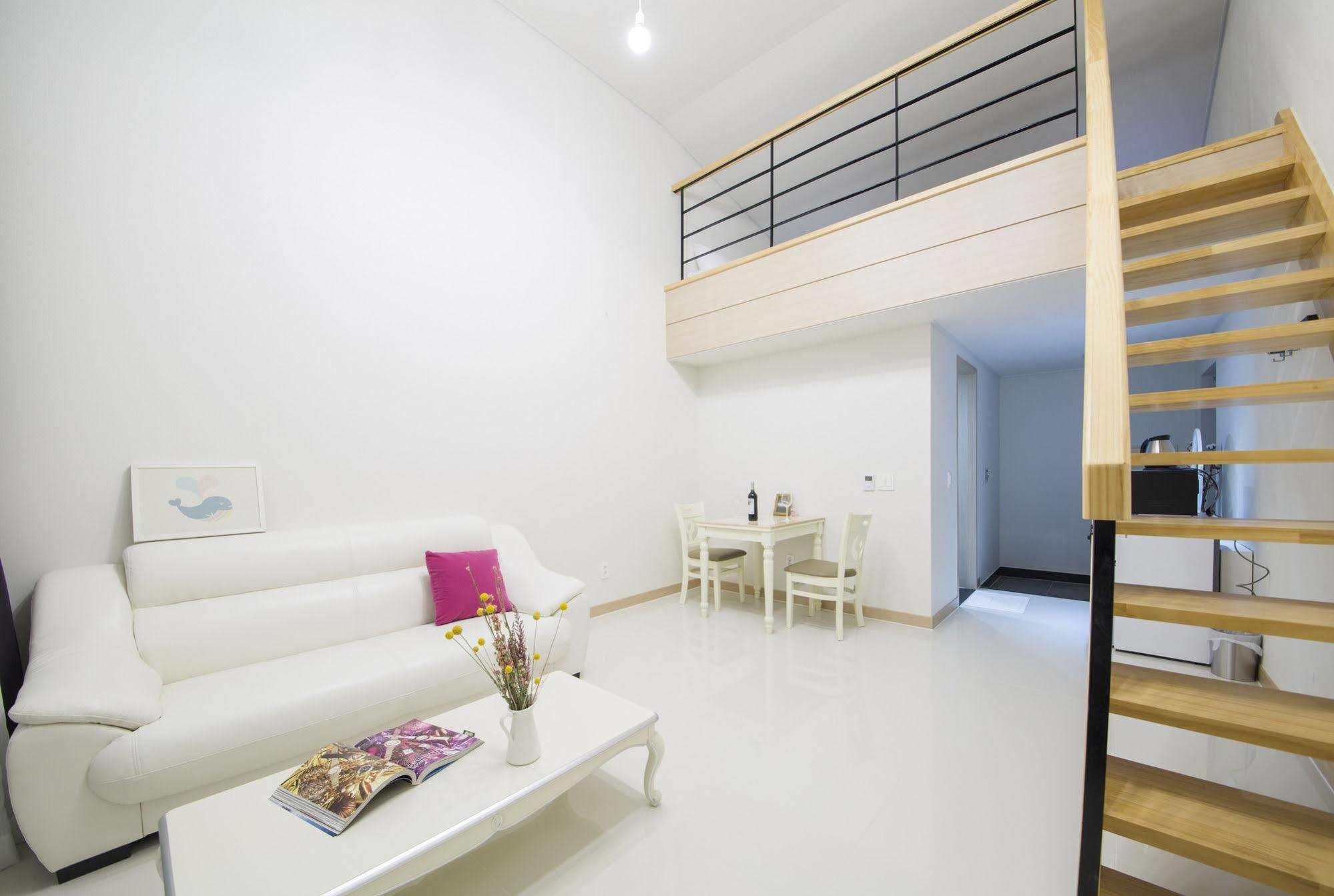 סאוגוויפו J Raum Resort מראה חיצוני תמונה