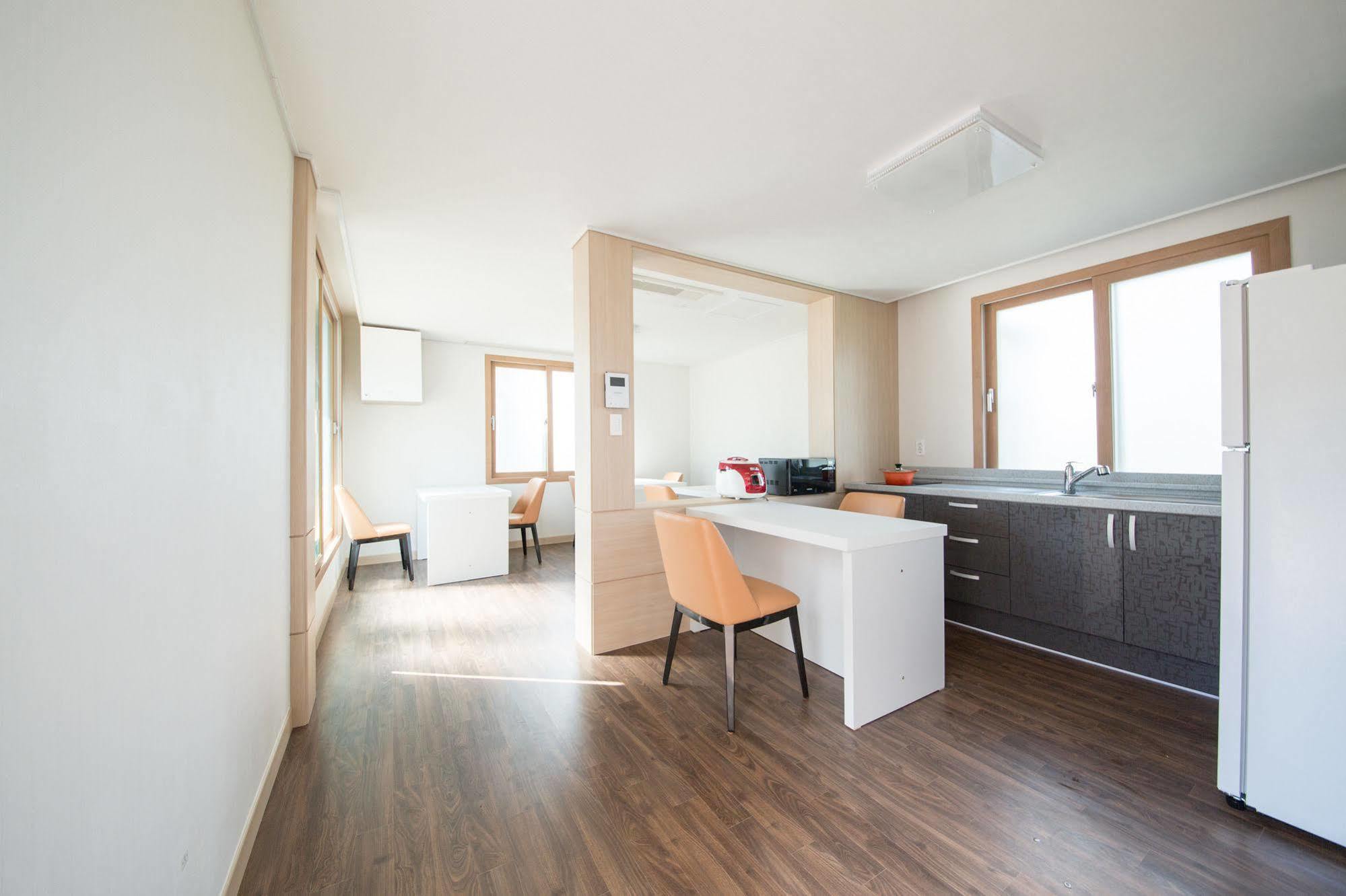 סאוגוויפו J Raum Resort מראה חיצוני תמונה